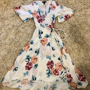 Floral, rich, flows, sexy. Plunging neck wrap dress. Small/medium